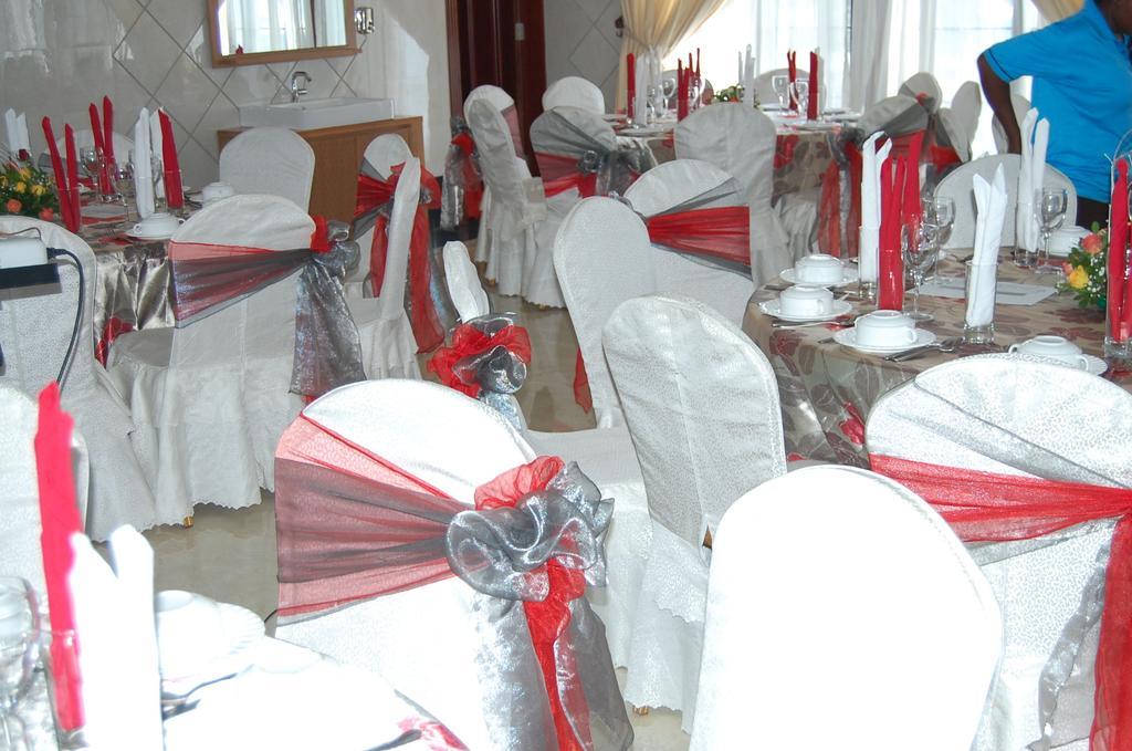 Lantana Hotel Dar es Salaam Exteriör bild