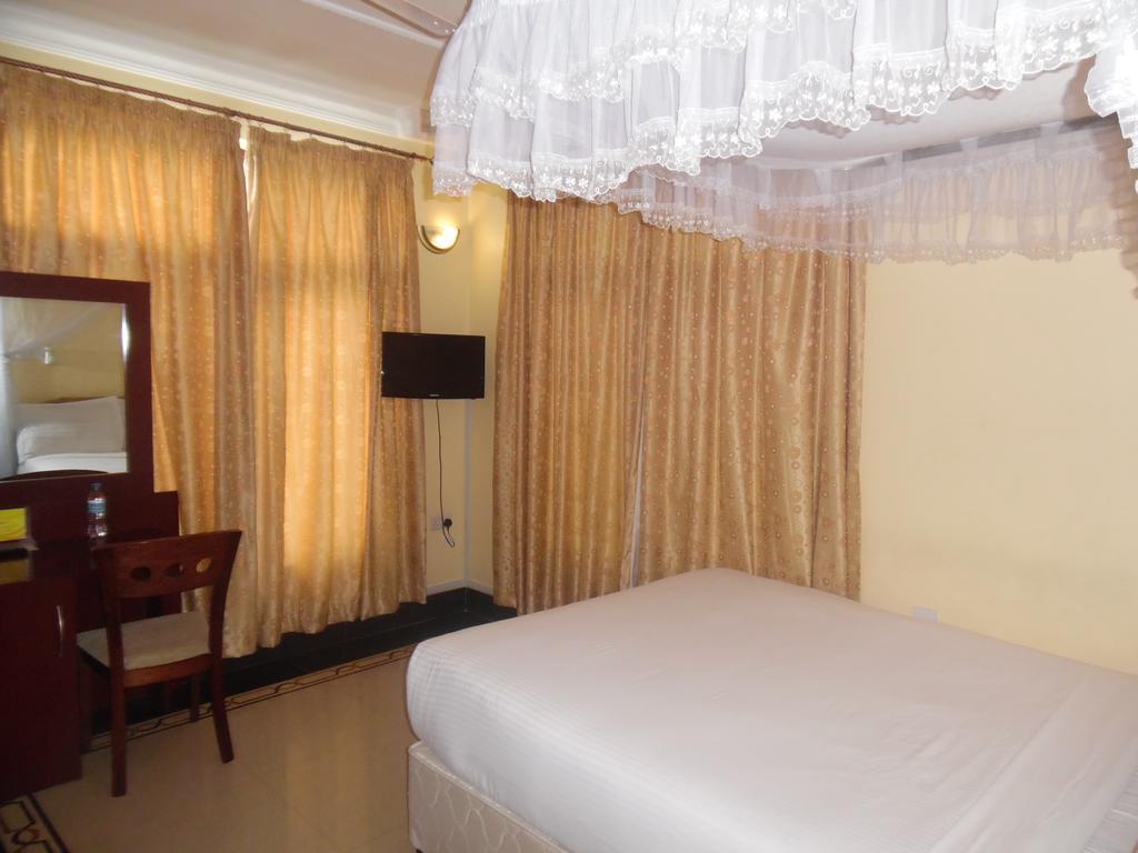 Lantana Hotel Dar es Salaam Exteriör bild